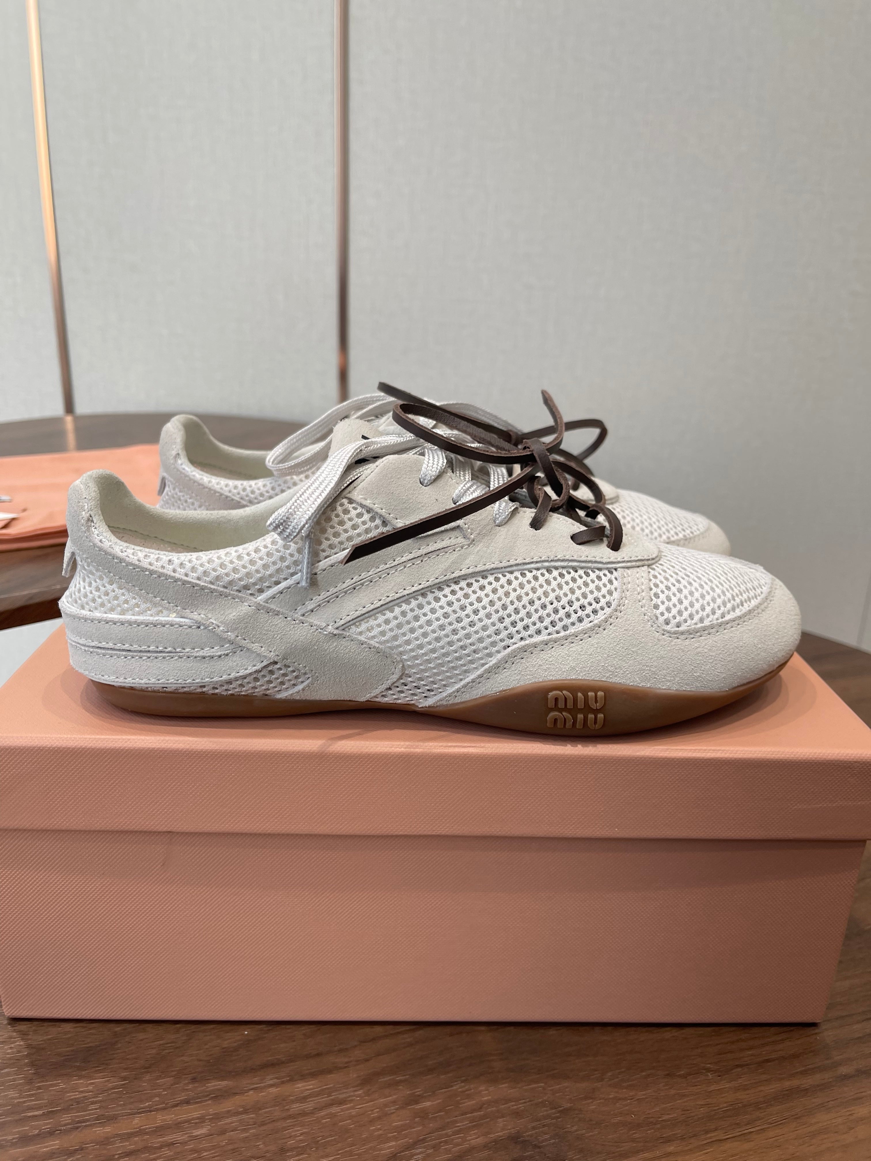 MIUMIU 26S SNEAKERS IN WHITE MESH AND SUEDE