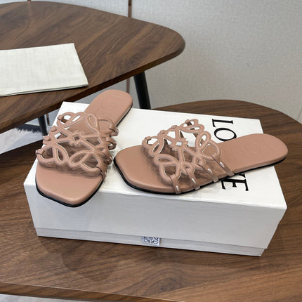 LOEWE 26S PETAL ANAGRAM SLIDE IN TAUPE BROWN CALFSKIN