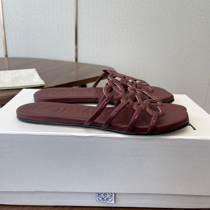 LOEWE 26S PETAL ANAGRAM SLIDE IN WINE RED CALFSKIN