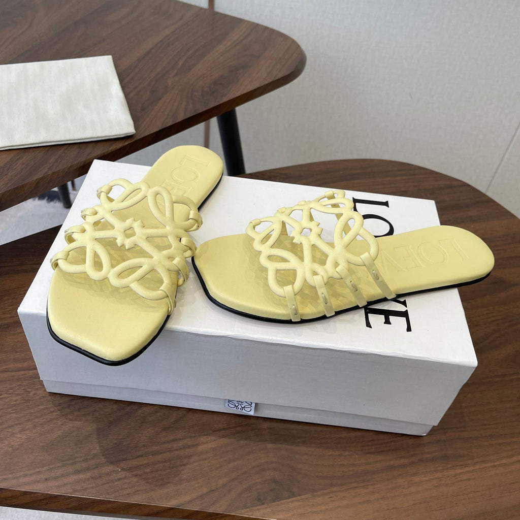 LOEWE 26S FLAT SANDALS IN BUTTER YELLOW CALFSKIN