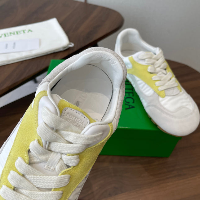 BOTTEGA VENETA 26S ORBIT FLASH SNEAKERS IN WHITE AND YELLOW SUEDE