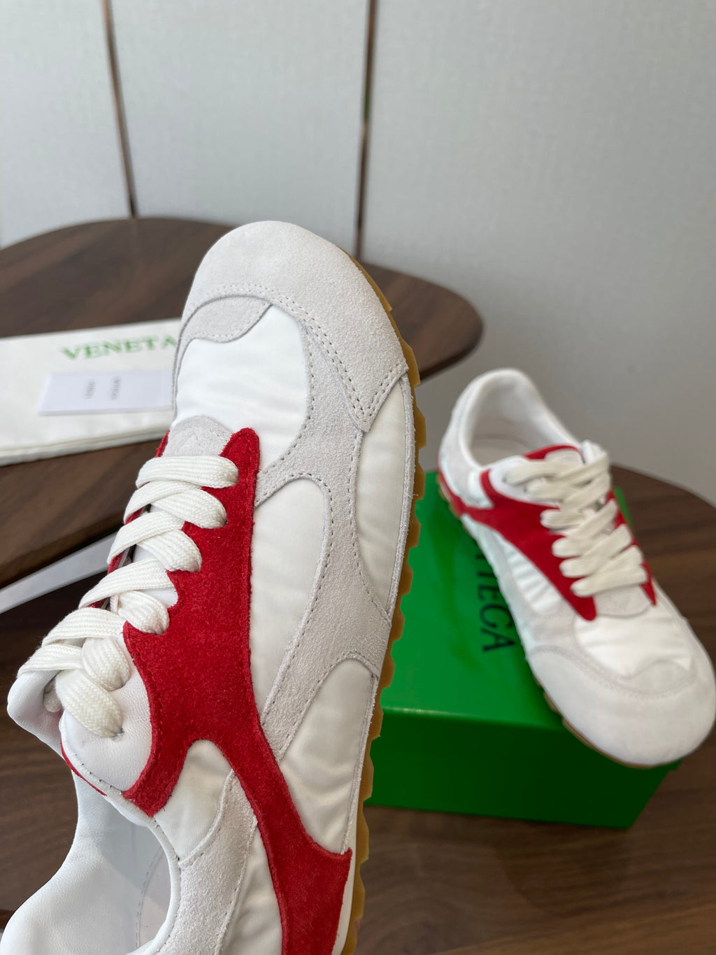 BOTTEGA VENETA 26S ORBIT FLASH SNEAKERS IN WHITE AND RED SUEDE