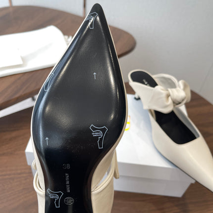 THE ROW 26S SLINGBACK POINTED HEELS IN CREAM WHITE CALFSKIN WITH BOW