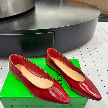 BOTTEGA VENETA 26S BALLET FLATS IN RED CALFSKIN