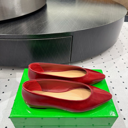 BOTTEGA VENETA 26S BALLET FLATS IN RED CALFSKIN