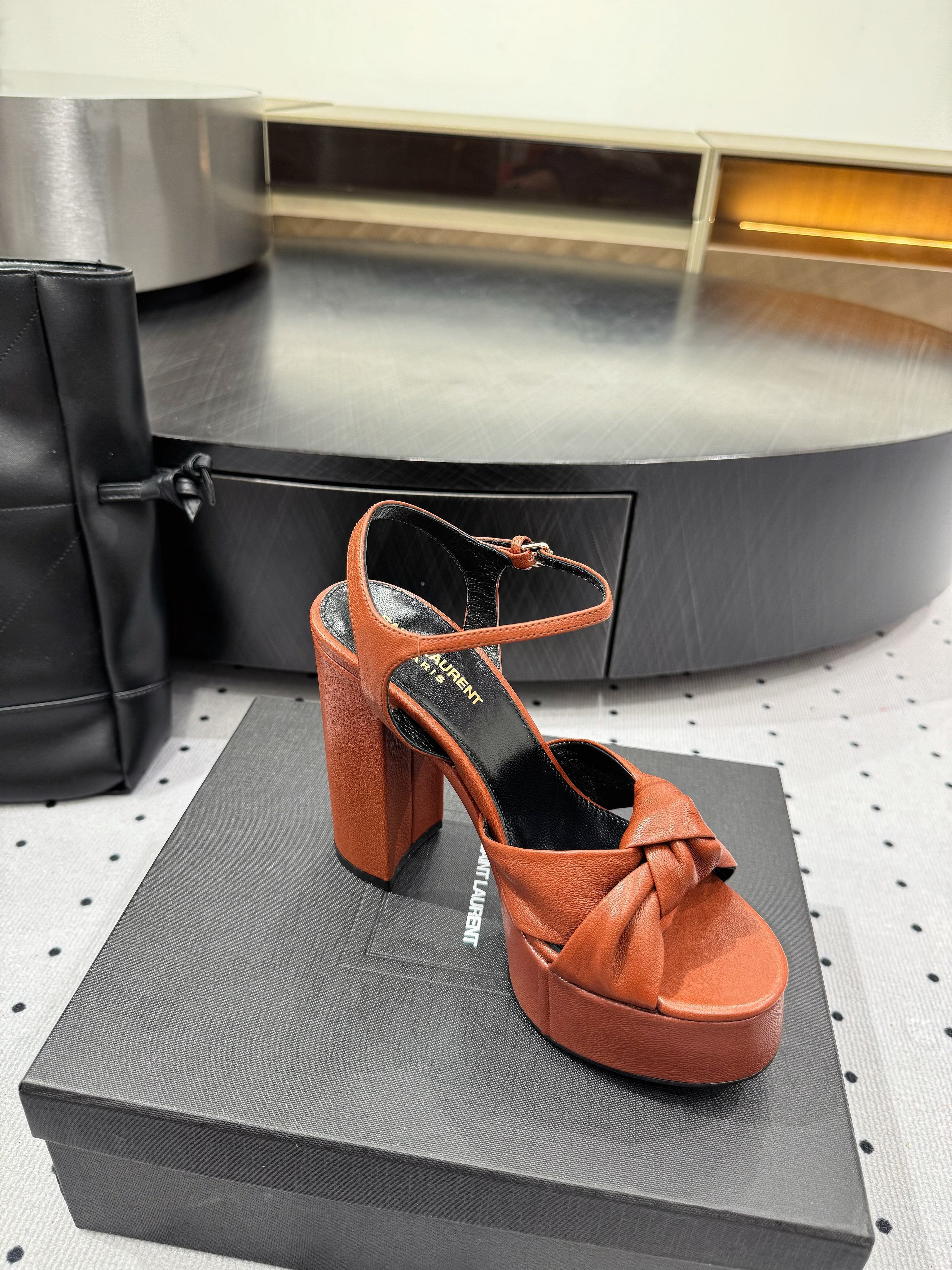 YSL 26S SANDAL HIGH HEELS 120 MM IN ORANGE CALFSKIN