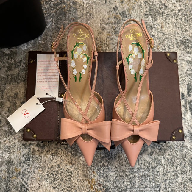 VLTN HIGH HEEL 25S 80 MM IN WARM CLAY PINK CALFSKIN WITH BOW