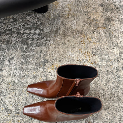 YSL 26S ANKLE BOOTS 70 MM IN BROWN SHINY CALFSKIN