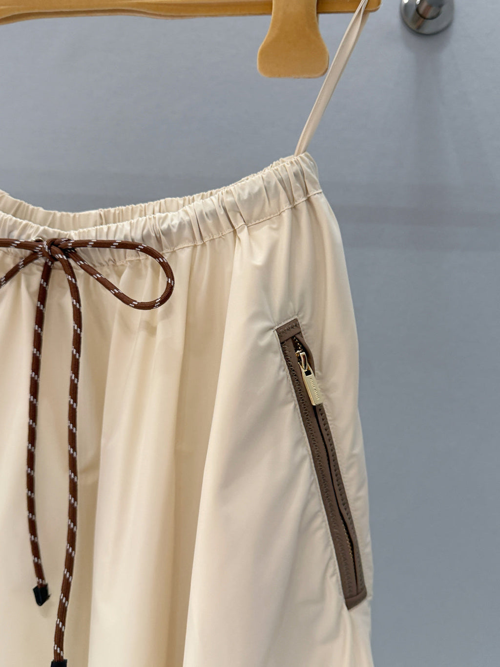 MIUMIU 26S MIDI SKIRT 914