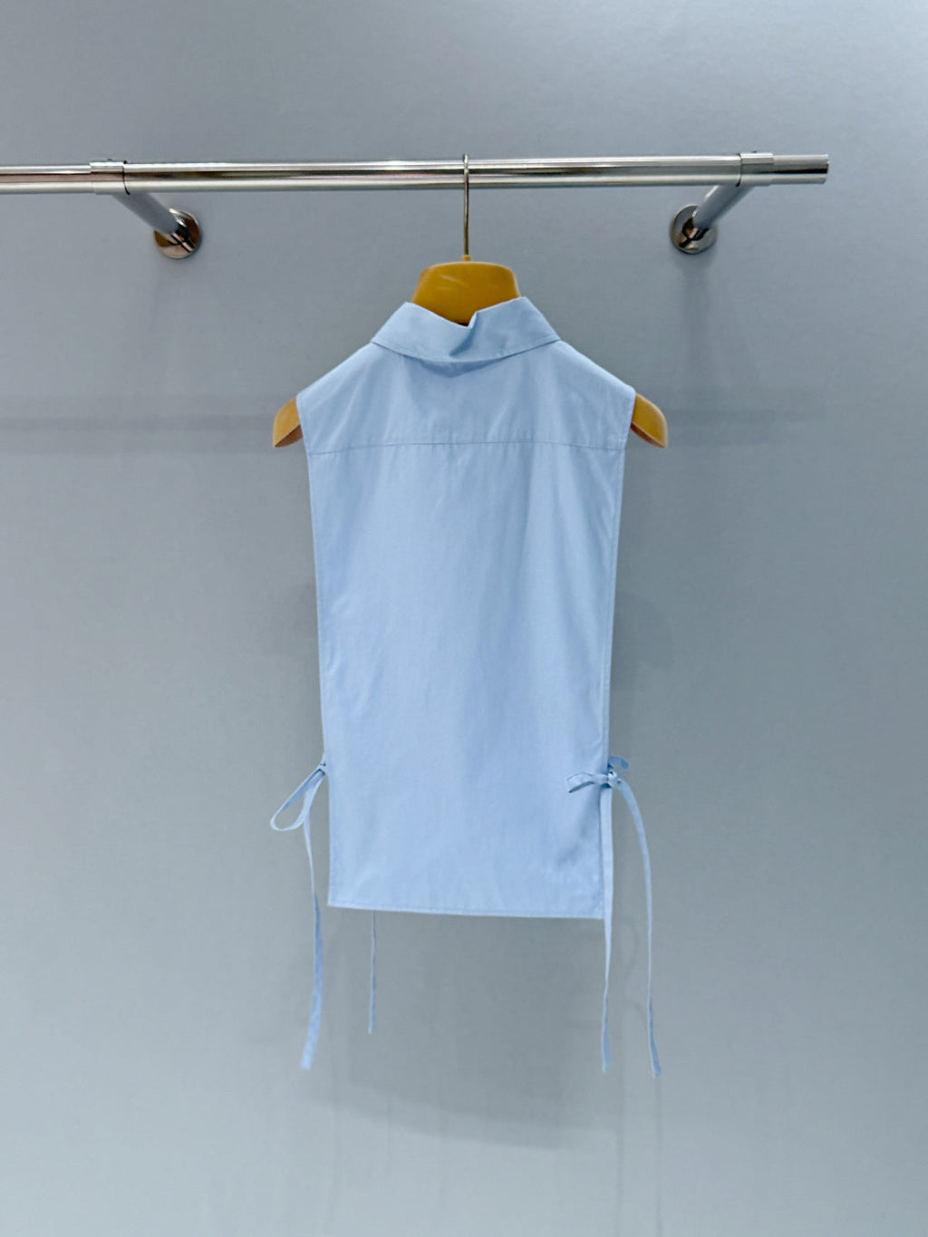 MIUMIU 26S SLEEVELESS SHIRT 905