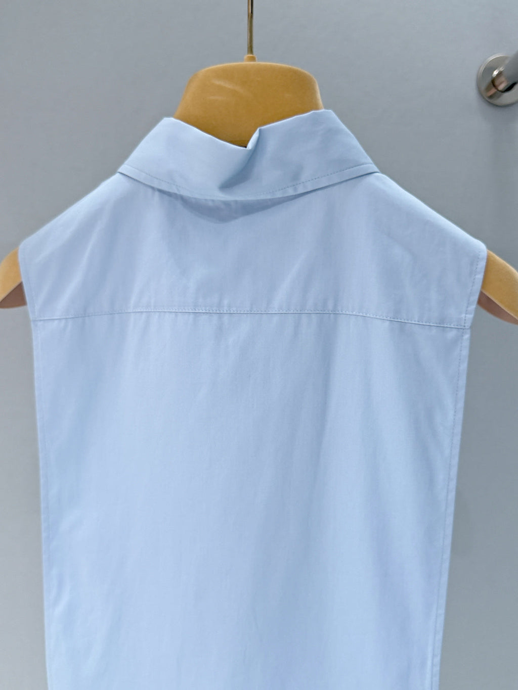 MIUMIU 26S SLEEVELESS SHIRT 905