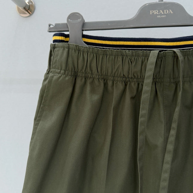 PRADA 26S SHORTS 817