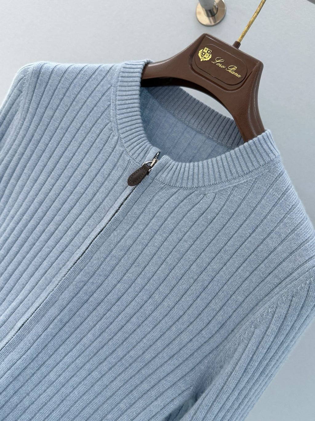 LORO PIANA 26S KNIT SWEATER 689