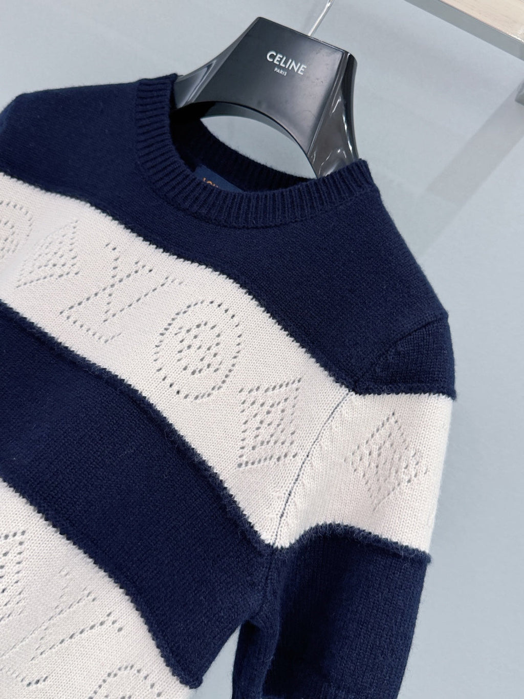 LV 26S SHORT-SLEEVED SWEATER STYLE 246