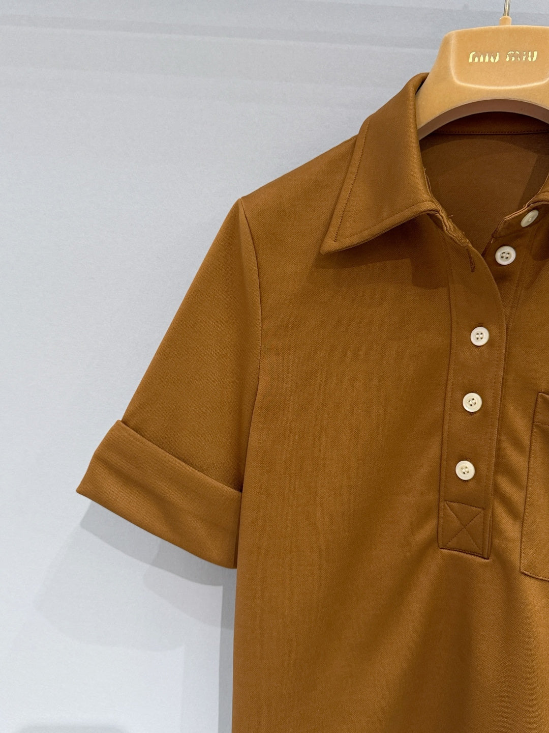 MIUMIU 26S SHORT-SLEEVE POLO T-SHIRT STYLE 1102