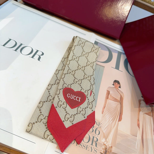 GUCCI 25S RIBBON SCARF 100 IN SILK 591437