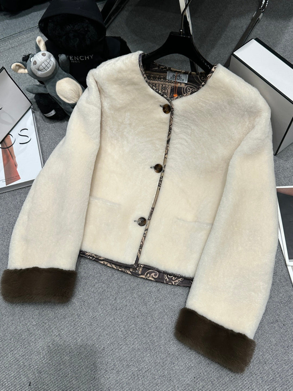HERMES 25S REVERSIBLE FUR JACKET 473