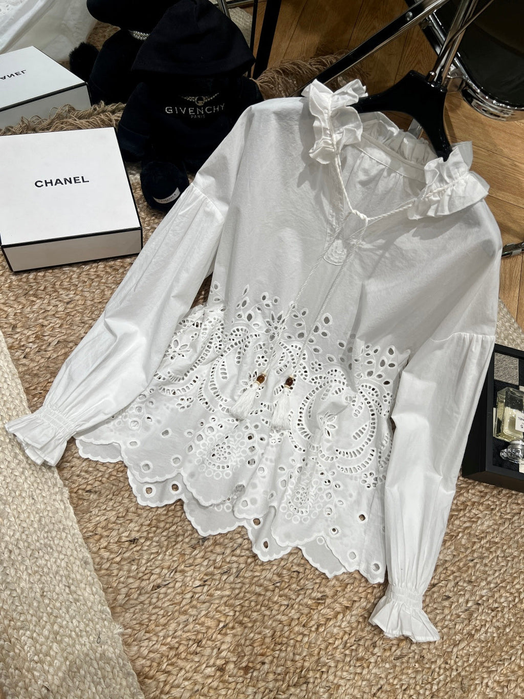 VALENTINO 26S RUFFLED COLLAR SHIRT 148