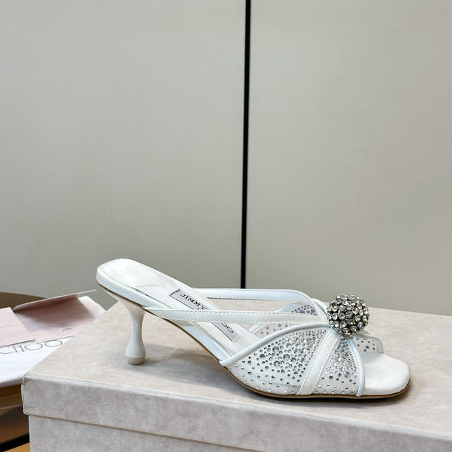 JIMMY CHOO 26S SACORA MULE 80 MM IN WHITE CRYSTAL EMBELLISHMENT