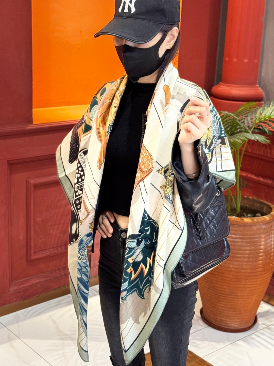 HERMES 25S SCARF 140 IN SILK CASHMERE 989484