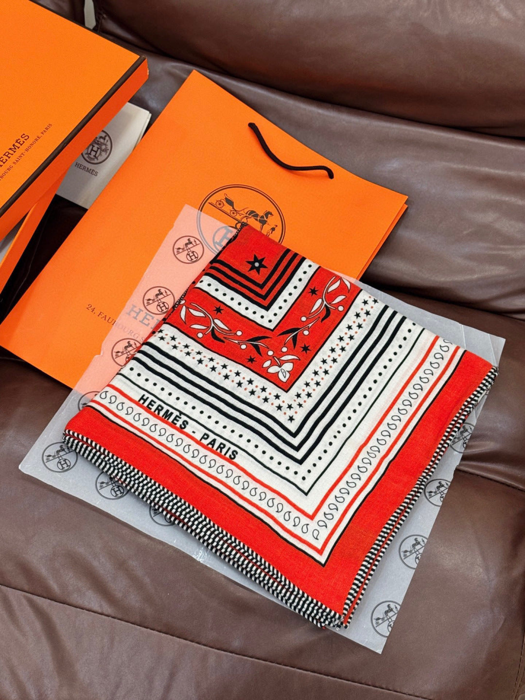 HERMES 25S SCARF 140 IN SILK CASHMERE 991680