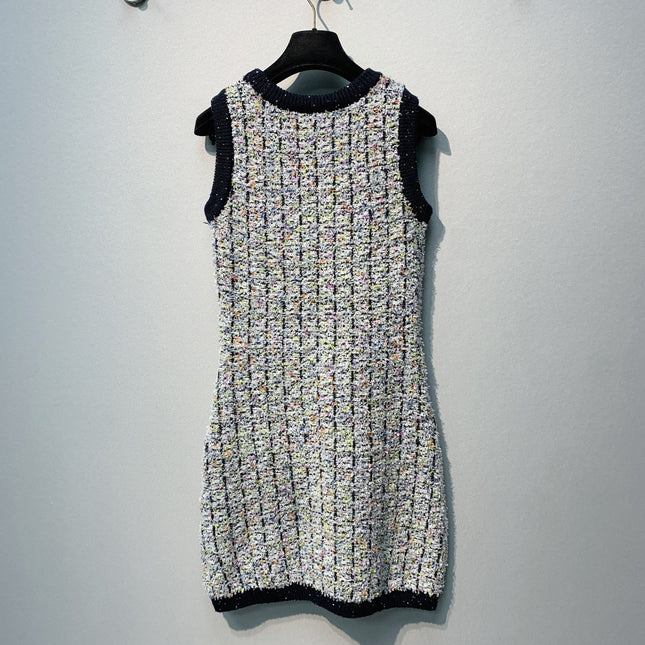 CHANEL 26S SLEEVELESS CREW NECK DRESS 823
