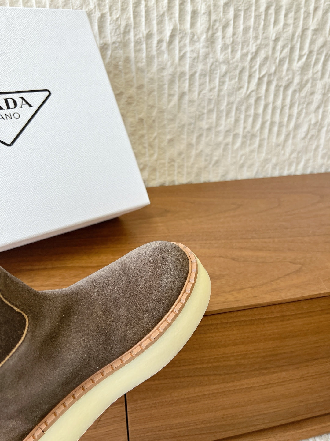 PRADA 25S ANKLE BOOTS 40 MM IN MUTED BROWN GRAY SUEDE SHEARLING-LINED