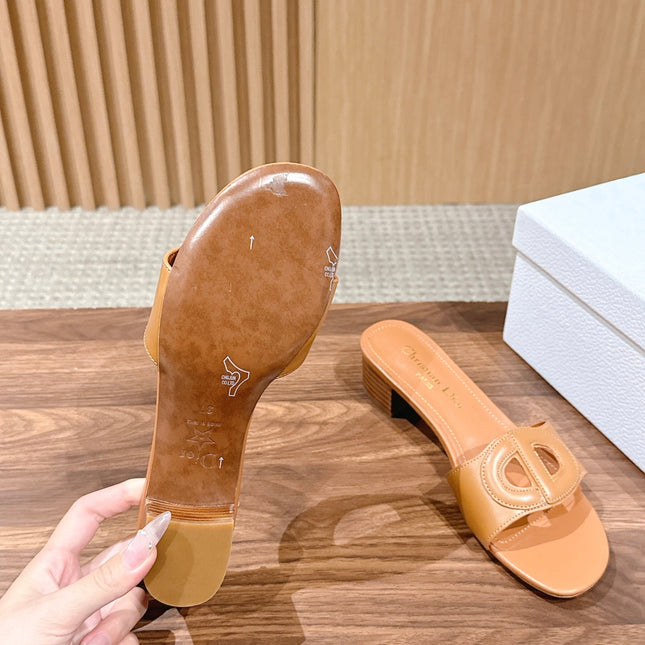 DIOR 26S LOW HEEL SLIDE SANDALS IN CARAMEL BROWN CALFSKIN PEARL GOLD BUCKLE