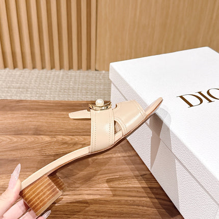 DIOR 26S LOW HEEL SLIDE SANDALS IN BEIGE CALFSKIN GOLD PEARL BUCKLE