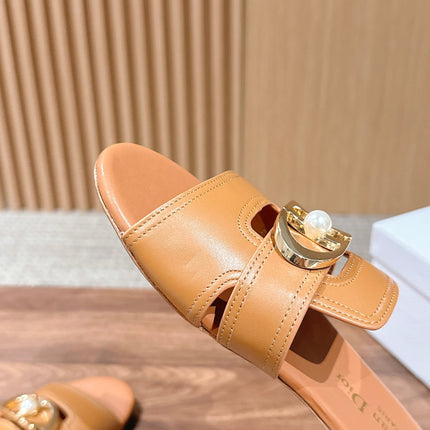 DIOR 26S WIDE STRAP SLIDE SANDALS IN CARAMEL BROWN CALFSKIN PEARL GOLD BUCKLE