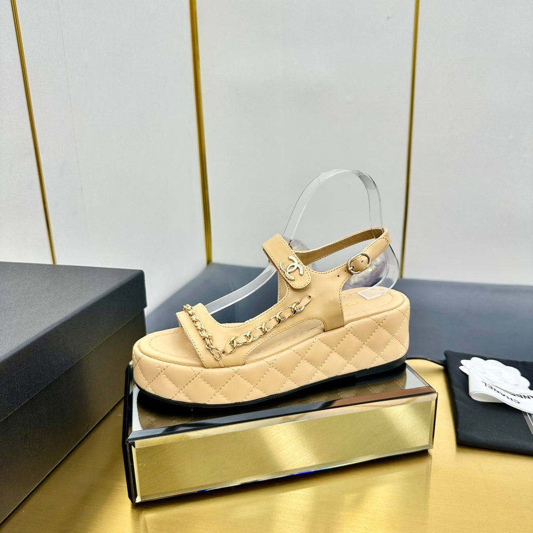 CC WEDGE SANDALS 25S IN BEIGE CALFSKIN WITH GOLD HARDWARE