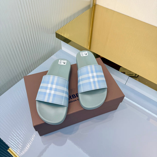 BURBERRY 26S SLIDES SANDAL IN SEAFOAM GREEN CALFSKIN