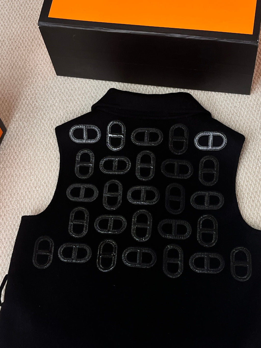 HERMES 25S SLEEVELESS PIG-NOSE VEST 205