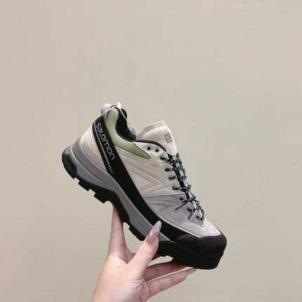ALO 25S SALOMON X-ALP LTR SNEAKER IN BEIGE AND GREY SUEDE