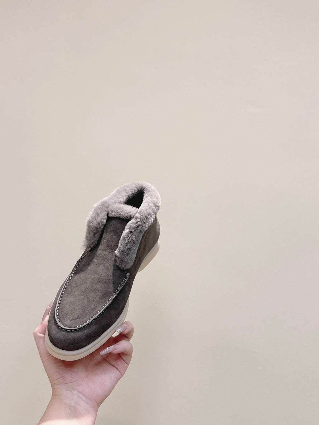 LP 25S SUMMER CHARMS WALK LOAFERS IN SMOKE GREY SUEDE AND FLEECE