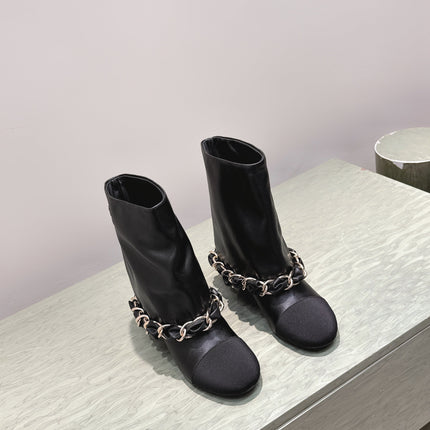CHANEL 25S CALF-LENGTH BOOTS 45MM IN BLACK CALFSKIN GOLD HARDWARE