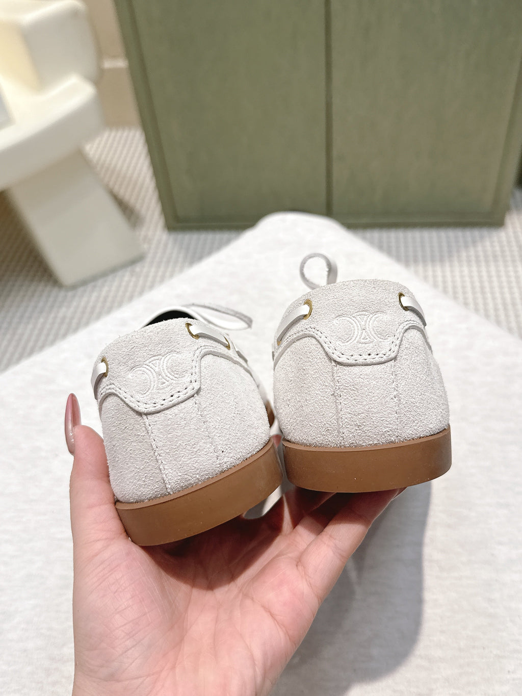 CELINE 26S LACE-UP LOAFERS IN OFF-WHITE BEIGE SUEDE