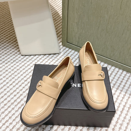 CHANEL 25S GODDESS MOCCASIN LOAFERS 65MM IN WARM BEIGE CALFSKIN GOLD HARDWARE
