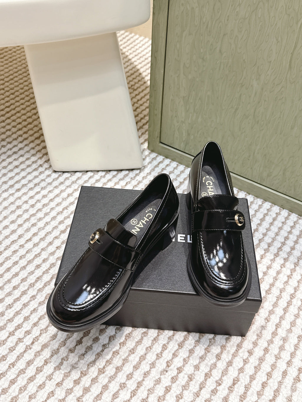 CHANEL 25S GODDESS MOCCASIN LOAFERS 65MM IN BLACK GLOSSY CALFSKIN GOLD HARDWARE