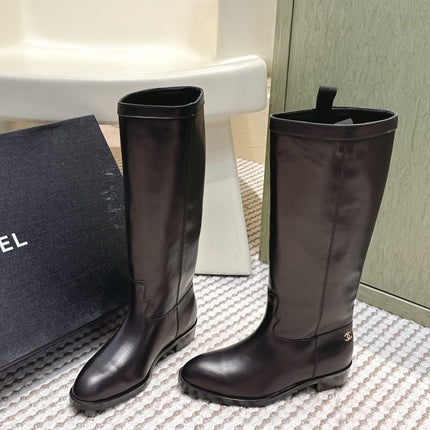 CHANEL 25S KNEE-HIGH BOOTS IN BLACK CALFSKIN
