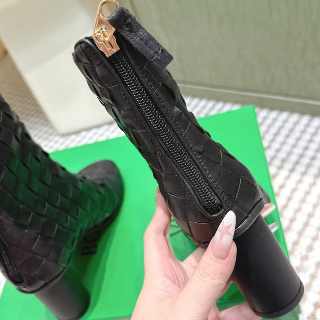 BOTTEGA VENETA 26S INTRECCIATO BOOTS 70 MM IN BLACK LAMBSKIN