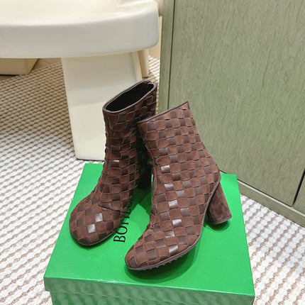 BOTTEGA VENETA 26S INTRECCIATO BOOTS 70 MM IN DARK BROWN SUEDE AND LAMBSKIN