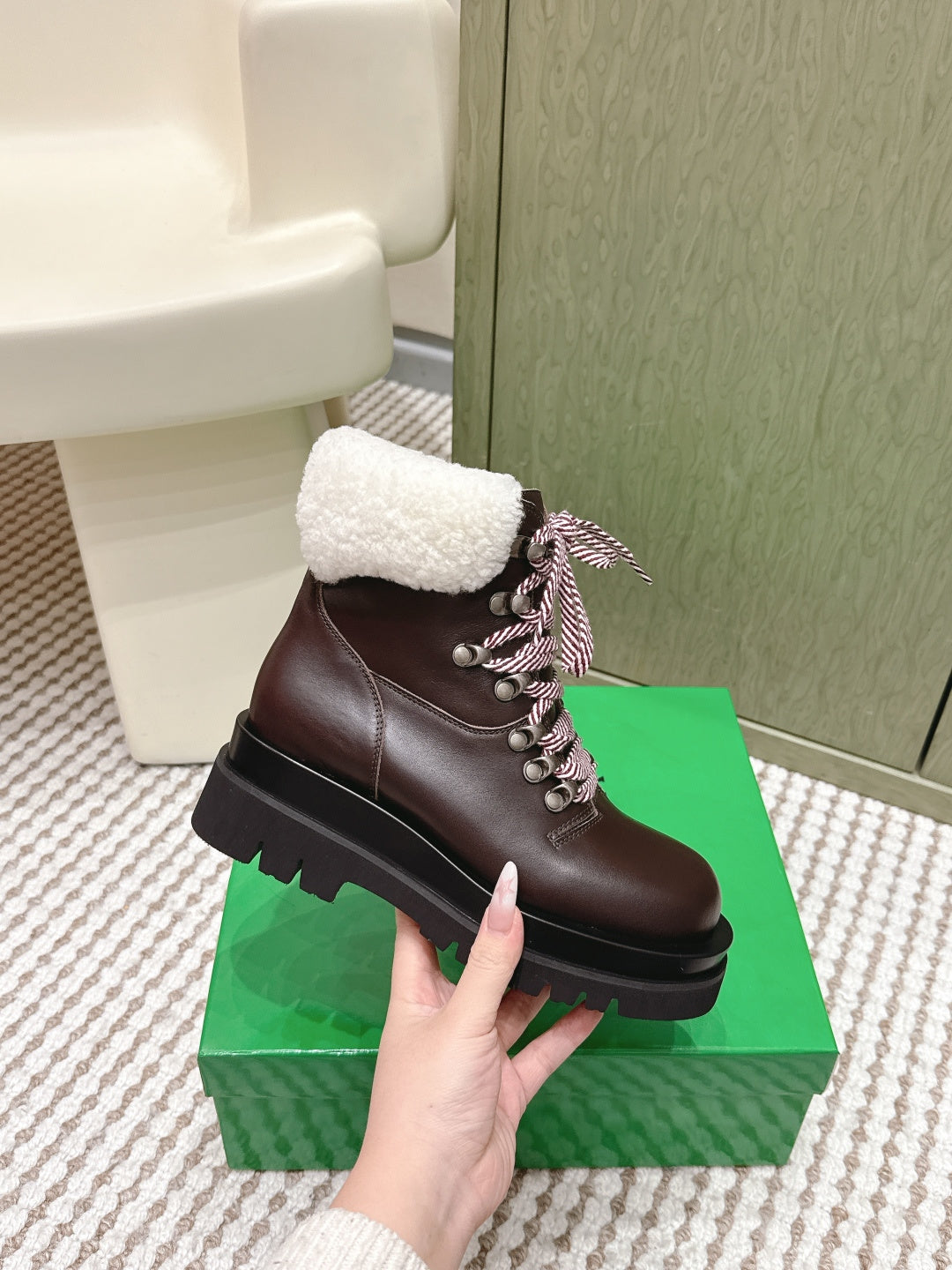BV SHEARLING ANKLE BOOTS IN BROWN CALFSKIN