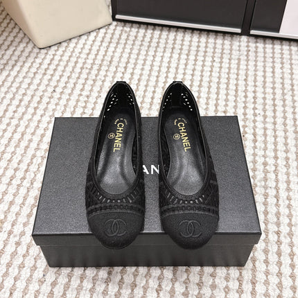 CHANEL 26S BALLET FLATS IN BLACK MESH AND FABRIC