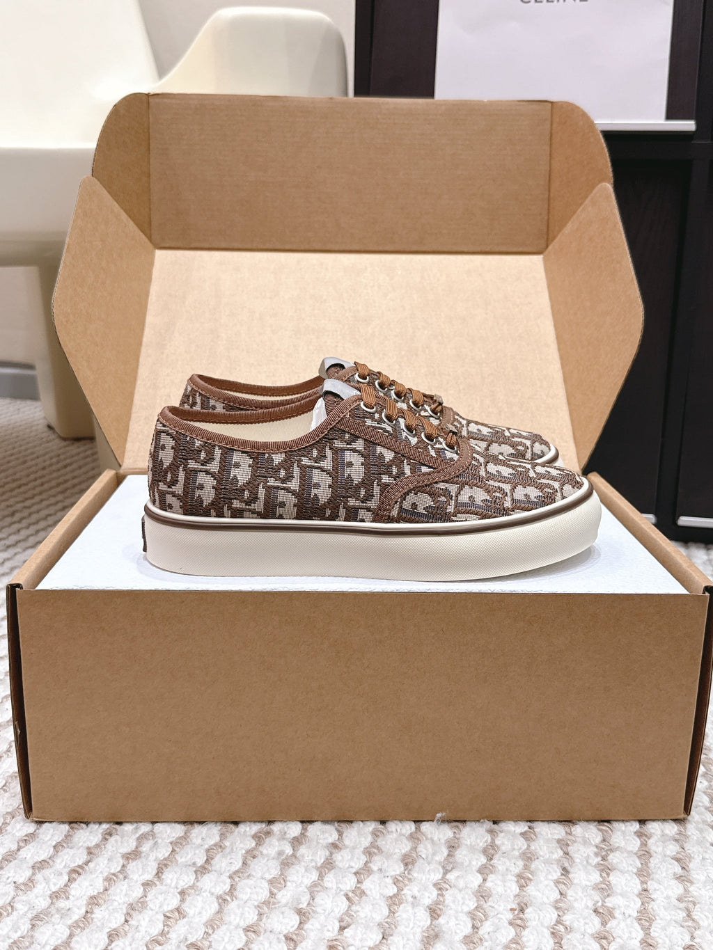 DIOR 26S SALTWIND SNEAKER IN BROWN FABRIC STYLE 6
