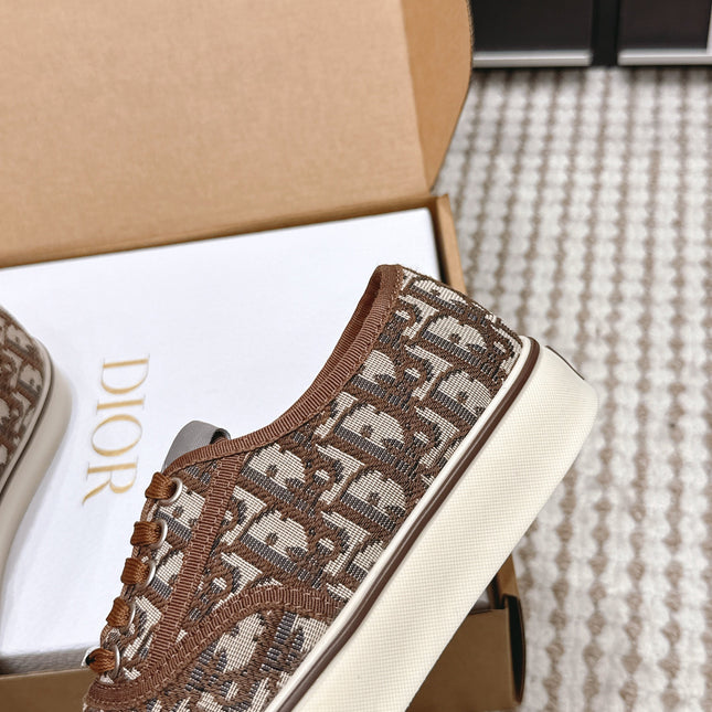 DIOR 26S SALTWIND SNEAKER IN BROWN FABRIC STYLE 6
