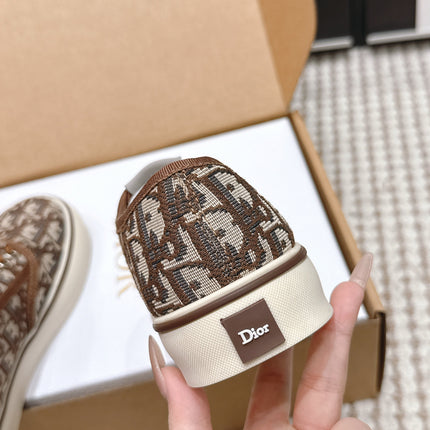 DIOR 26S SALTWIND SNEAKER IN BROWN FABRIC STYLE 6