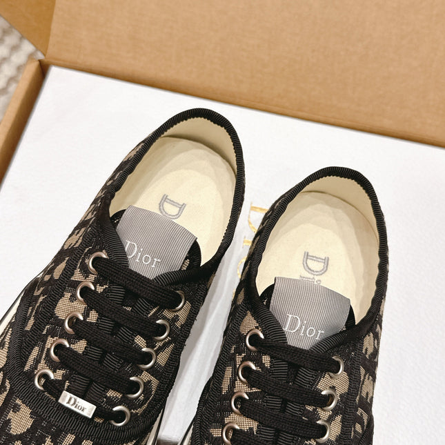 DIOR 26S SALTWIND SNEAKER IN BROWN BLACK FABRIC