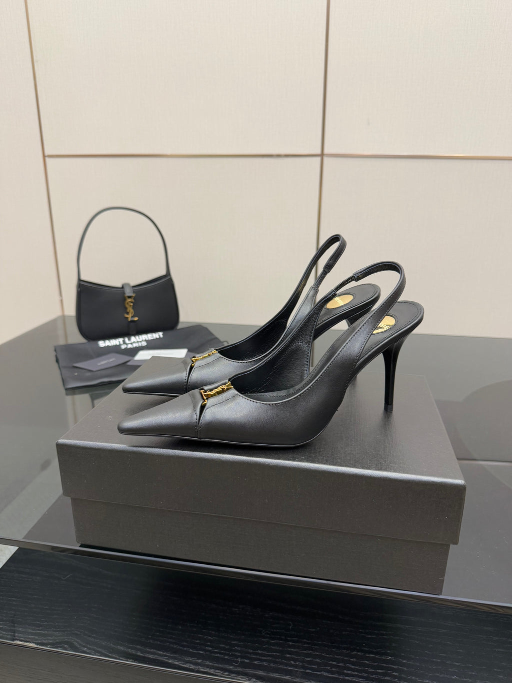 YSL 25S SLINGBACK HIGH HEELS 90 MM IN BLACK SMOOTH LAMBSKIN WITH GOLD HARDWARE STYLE 3