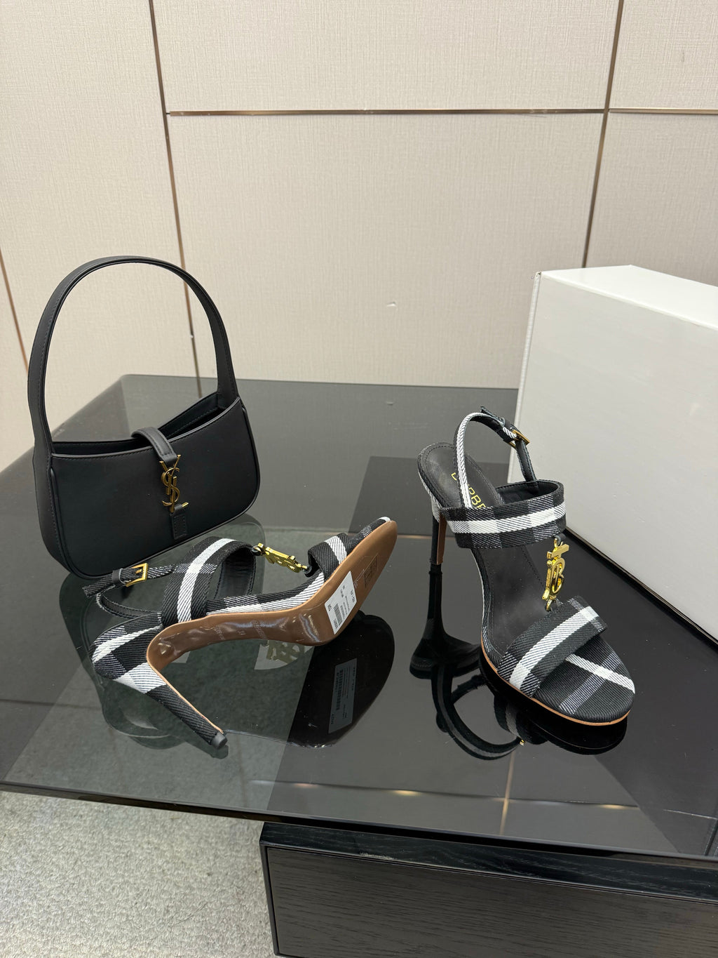 BURBERRY 26S HIGH-HEELED SANDALS 100 MM IN BLACK AND WHITE STRIPES FABRIC